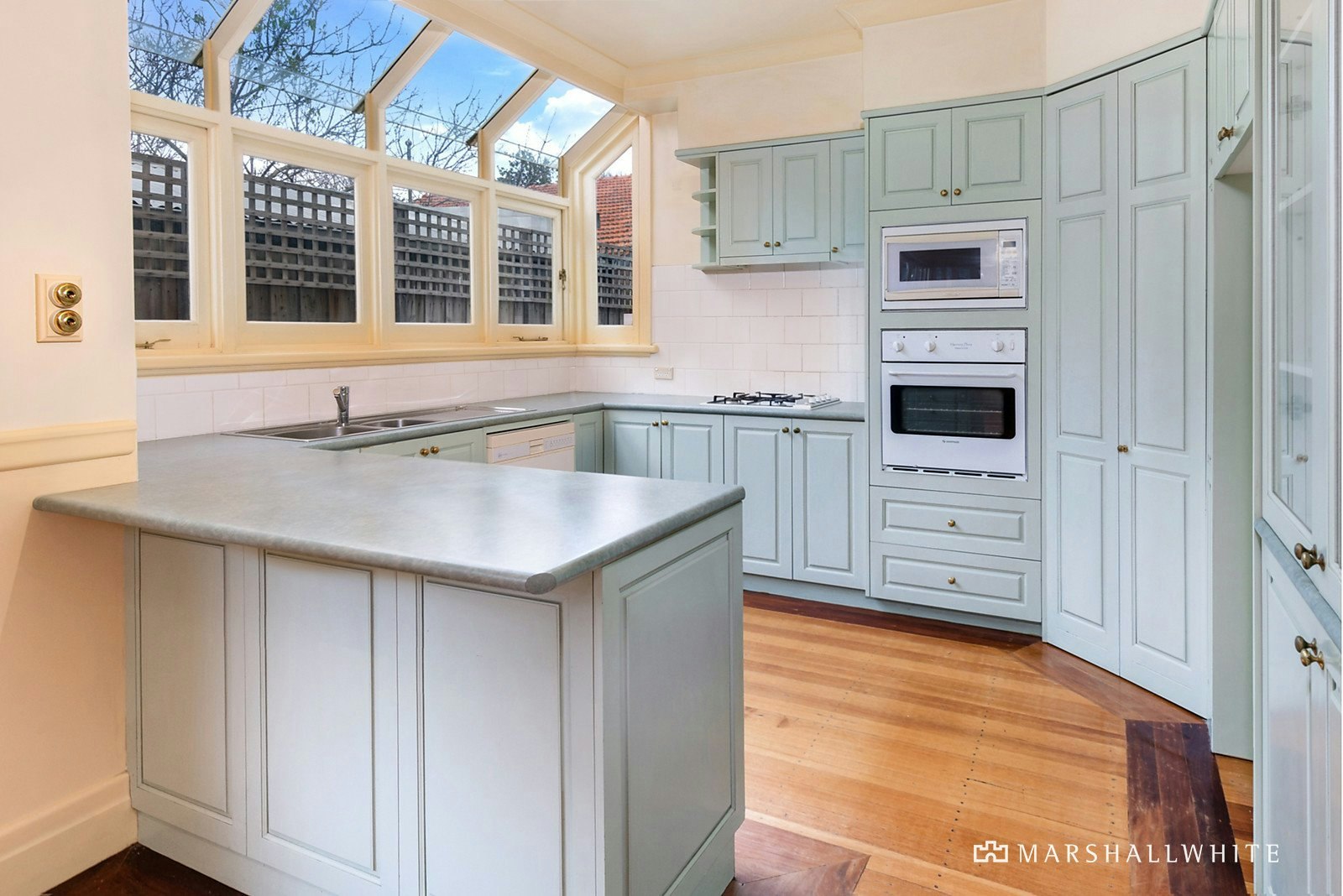 2 Hood Street, Hampton, VIC