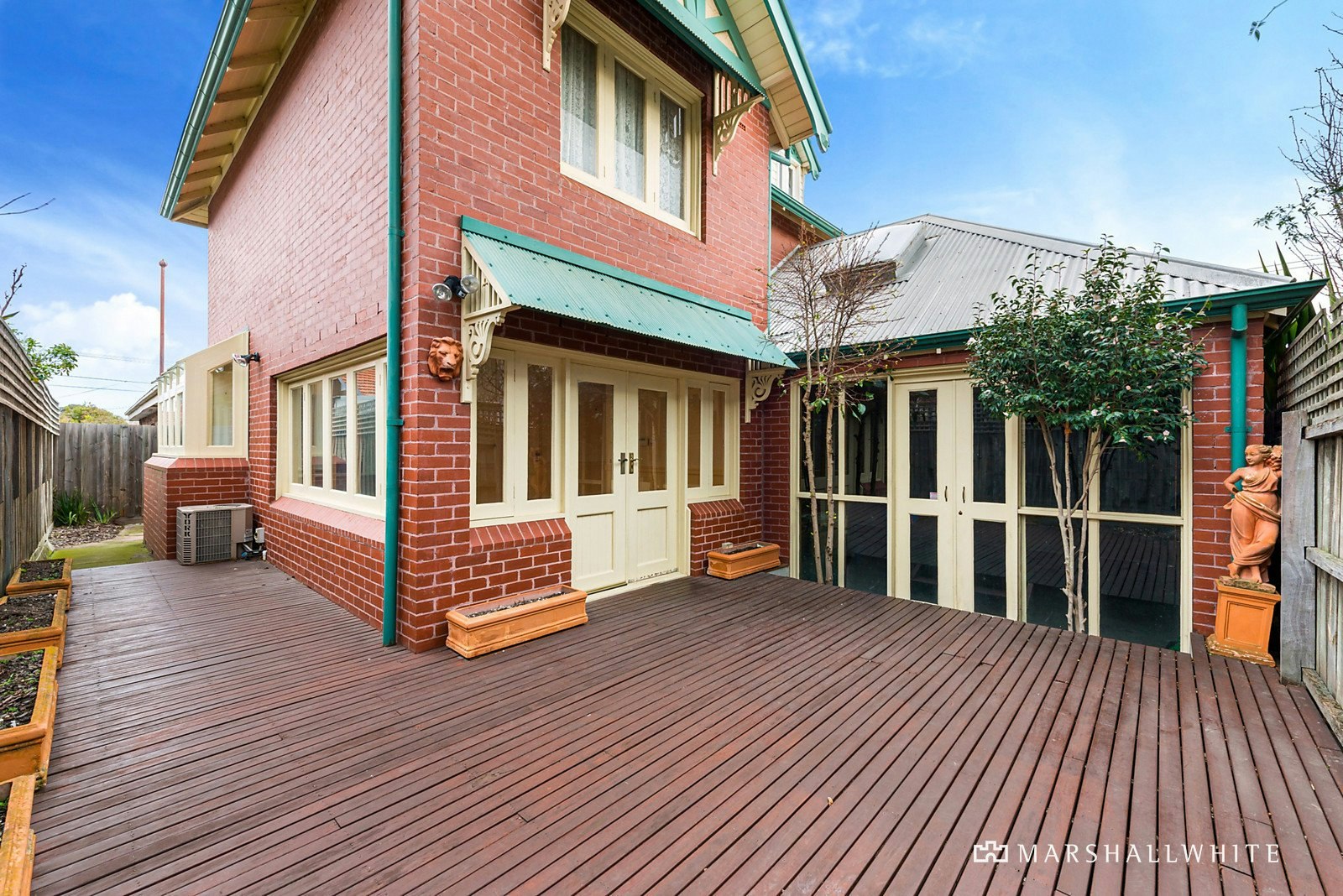 2 Hood Street, Hampton, VIC