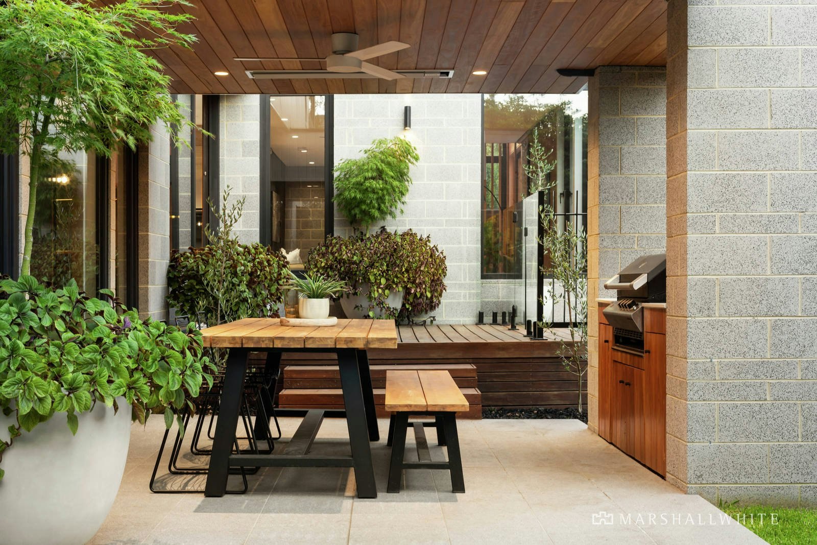 11 Hillside Parade, Glen Iris, VIC