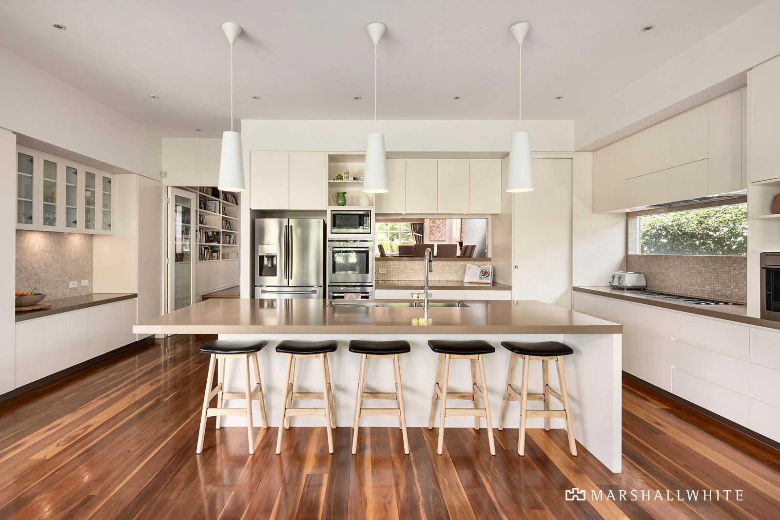 6 Victor Avenue, Kew, VIC