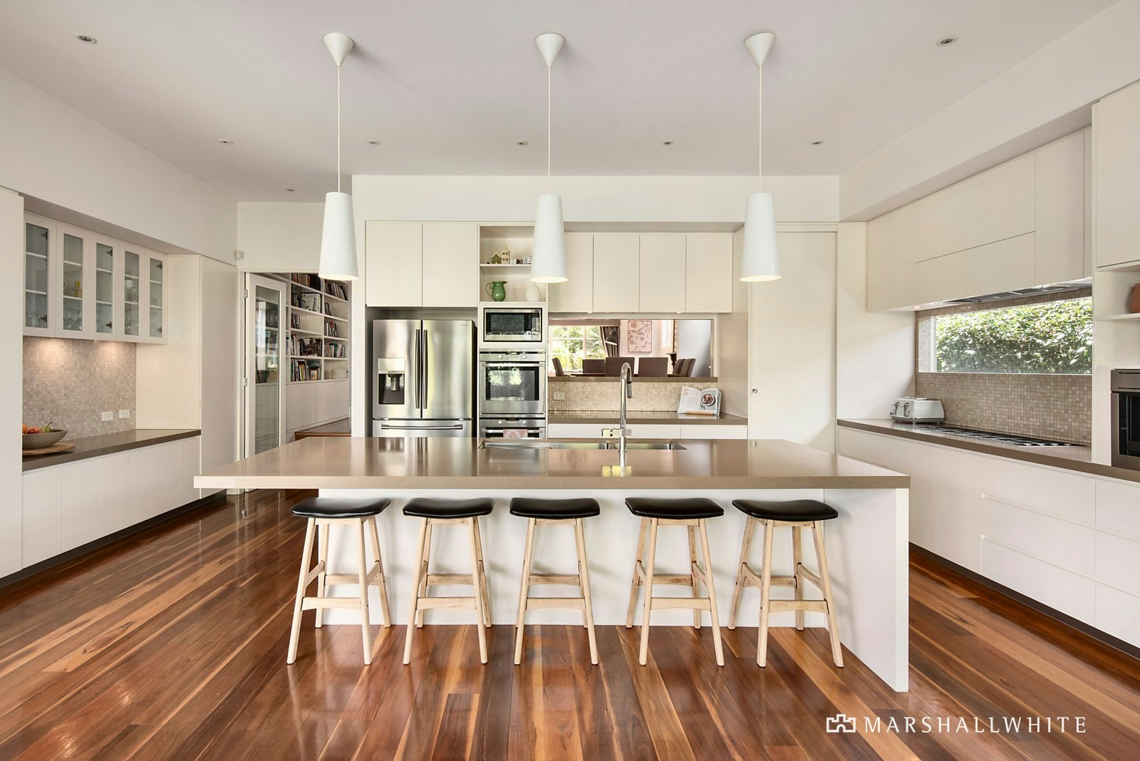 6 Victor Avenue, Kew, VIC