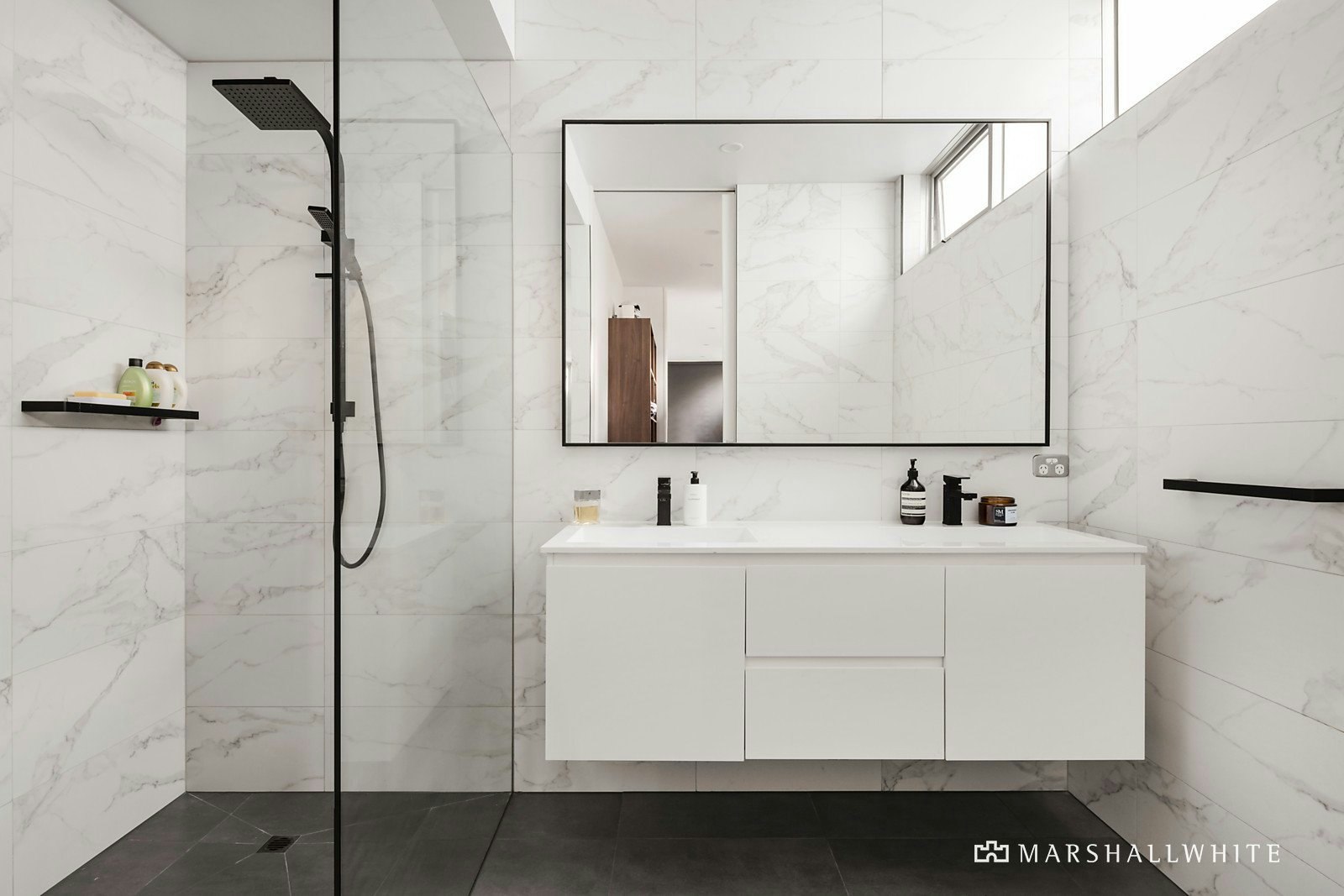 2/27 Irymple Avenue, Glen Iris, VIC