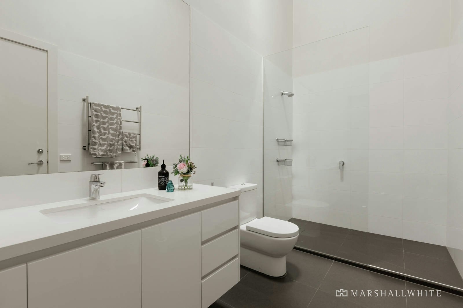 19B Carramar Avenue, Camberwell, VIC