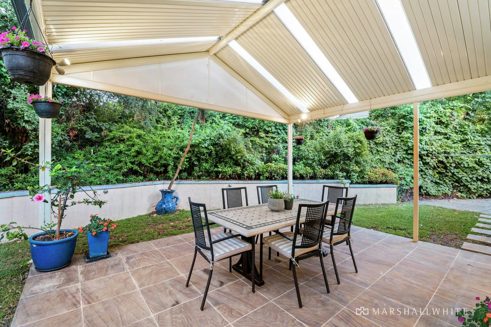 2 Aumann Court, Mont Albert North, VIC