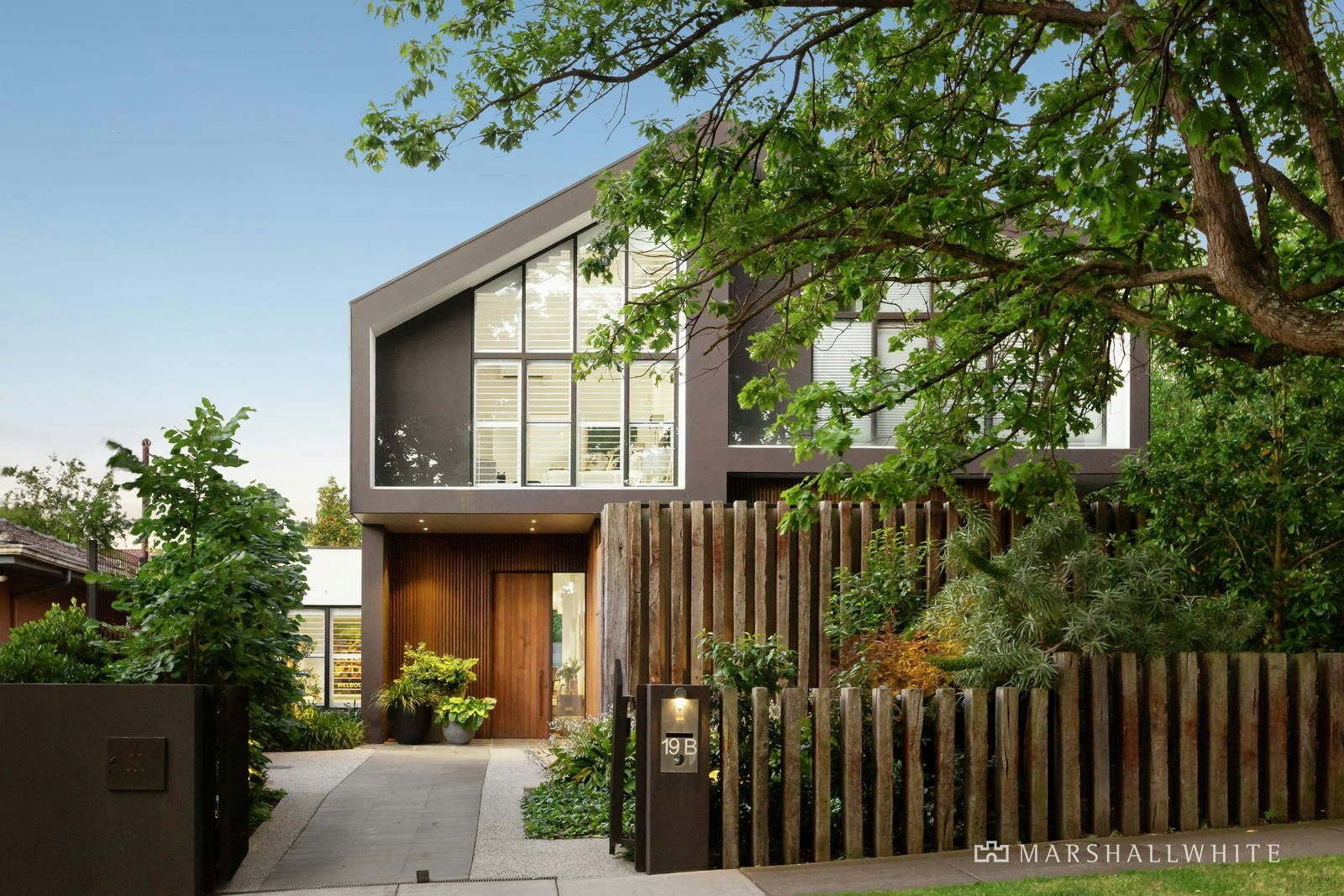 19B Carramar Avenue, Camberwell, VIC