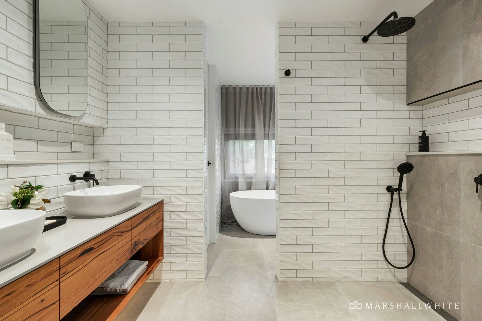 11 Hillside Parade, Glen Iris, VIC