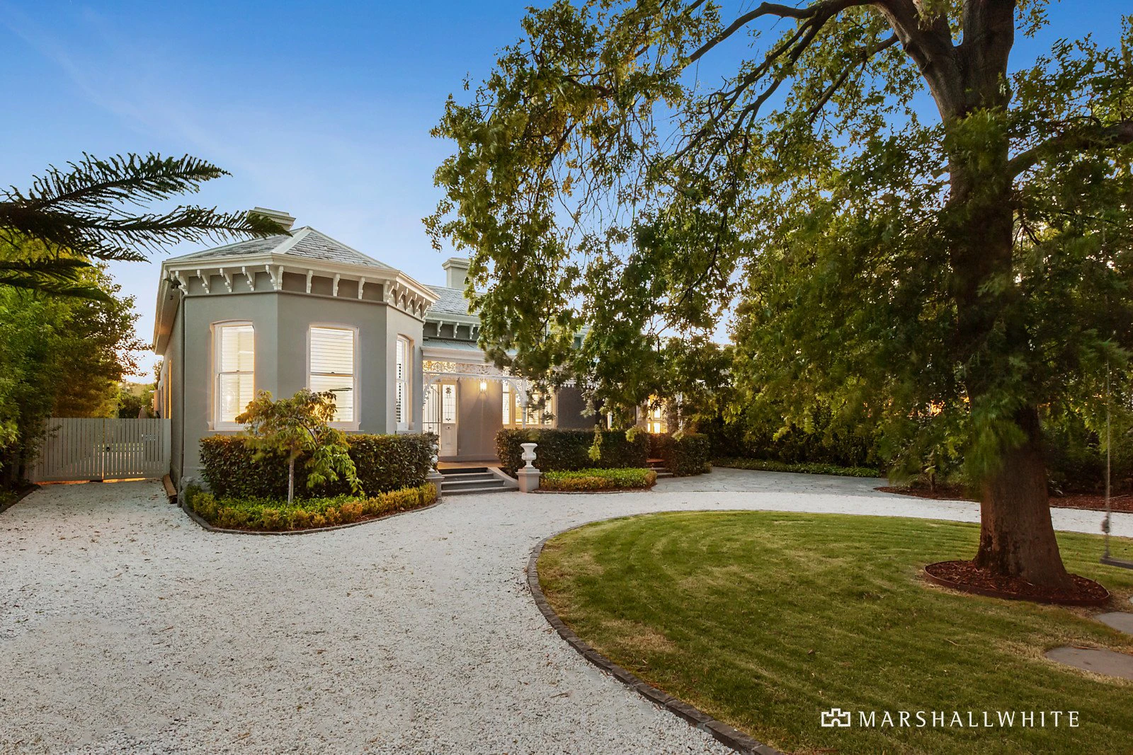 50-52 Bay Street, Brighton, VIC