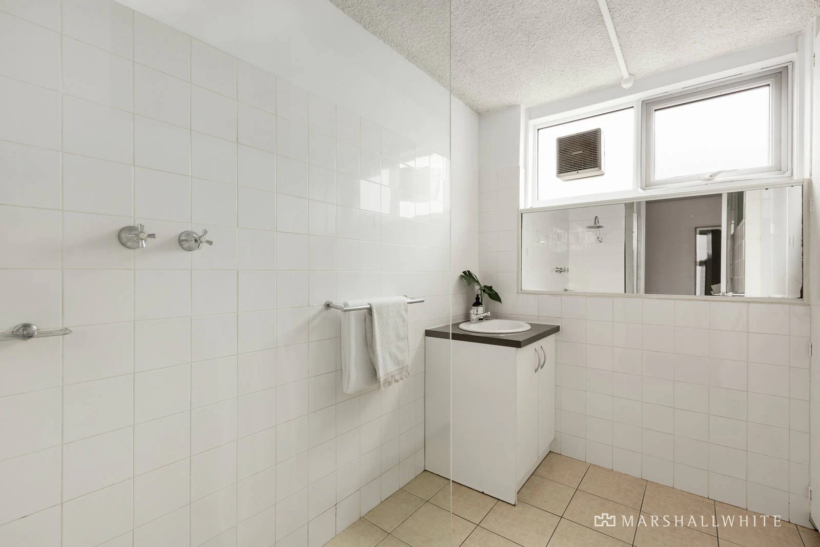 1/66 Patterson Street, Middle Park, VIC