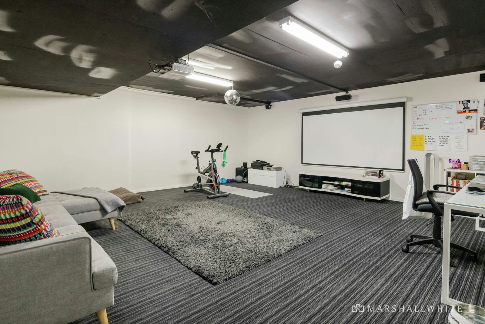 2/27 Irymple Avenue, Glen Iris, VIC