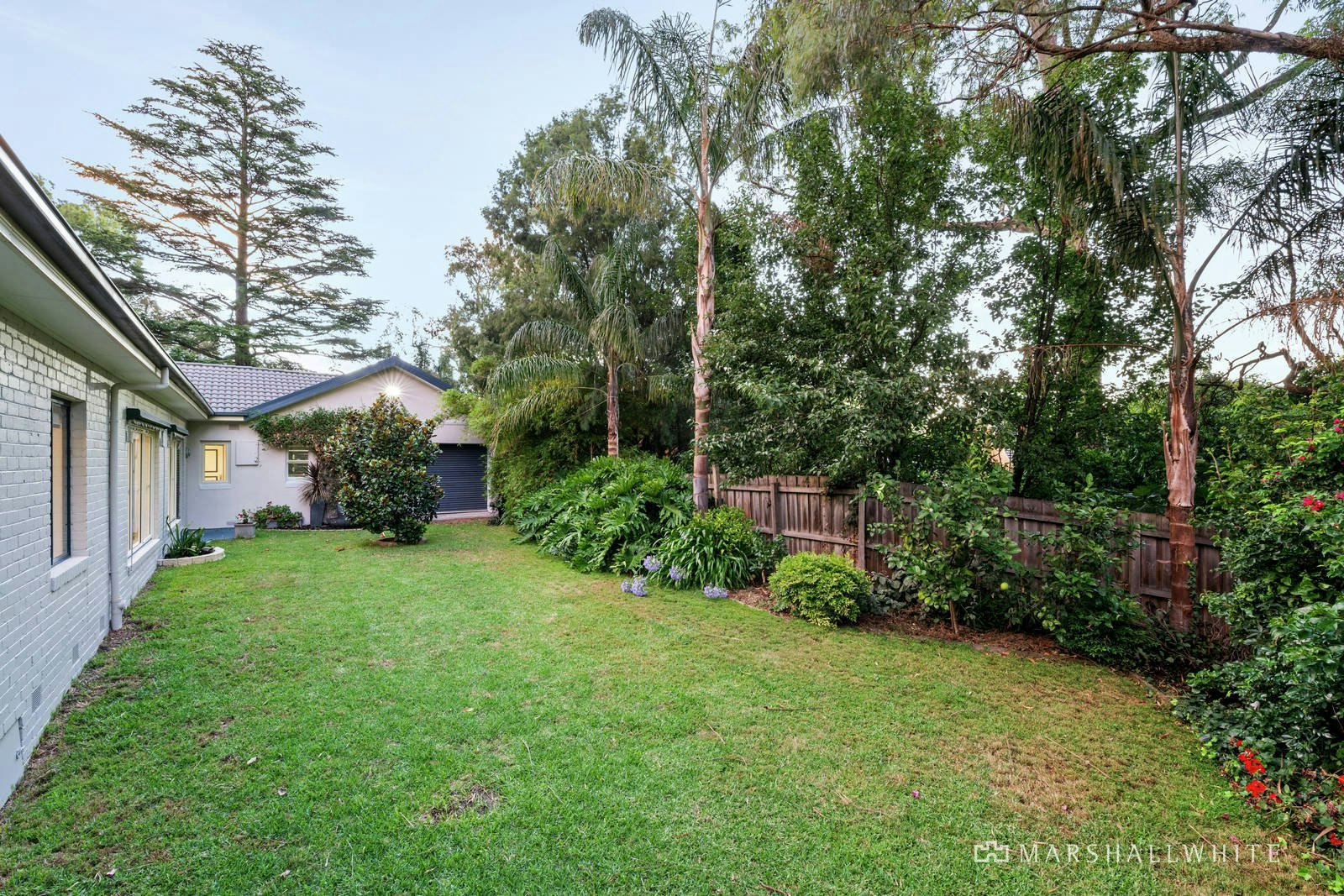 2 Aumann Court, Mont Albert North, VIC