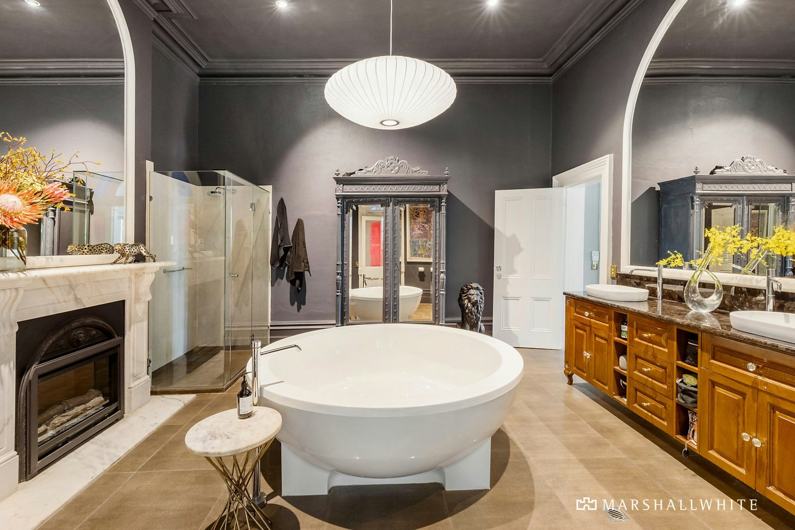 1/25 Queens Road, Melbourne, VIC