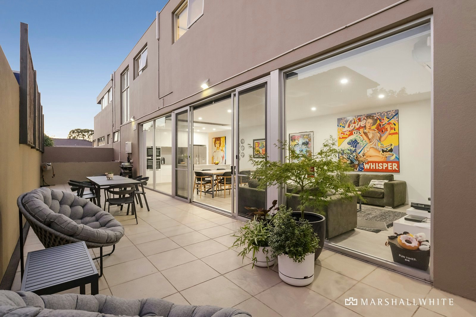 2/27 Irymple Avenue, Glen Iris, VIC