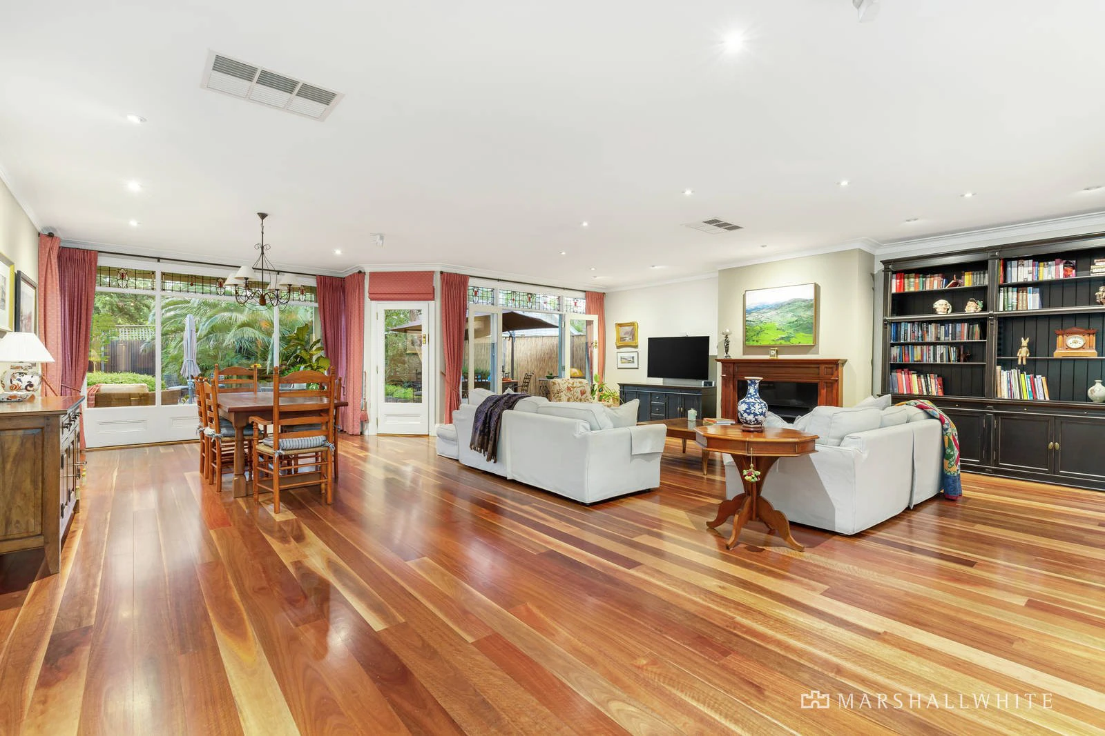 1 Edyvean Street, Surrey Hills, VIC
