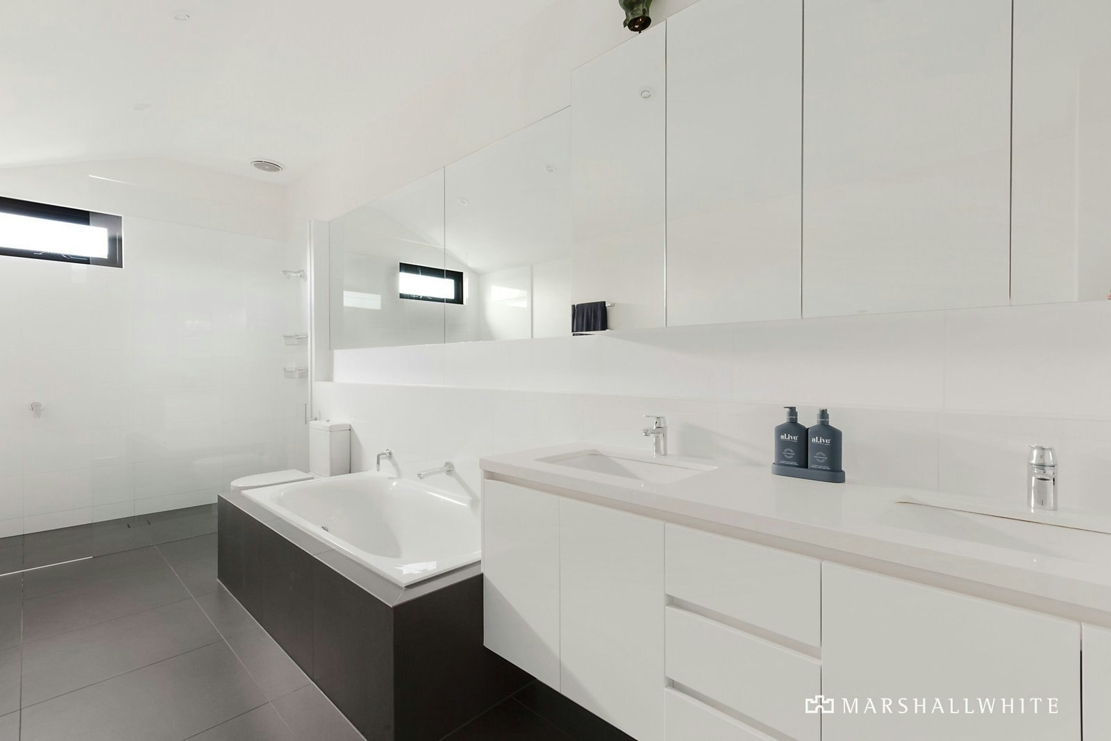 19B Carramar Avenue, Camberwell, VIC