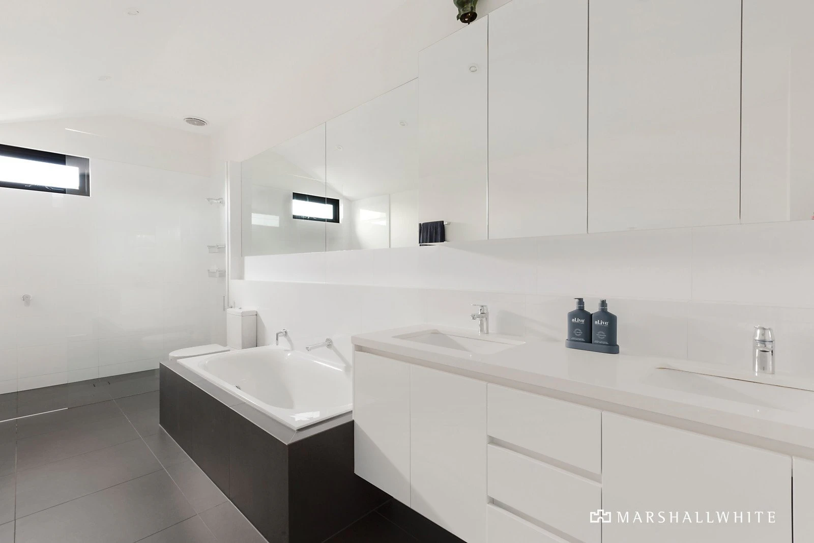 19B Carramar Avenue, Camberwell, VIC