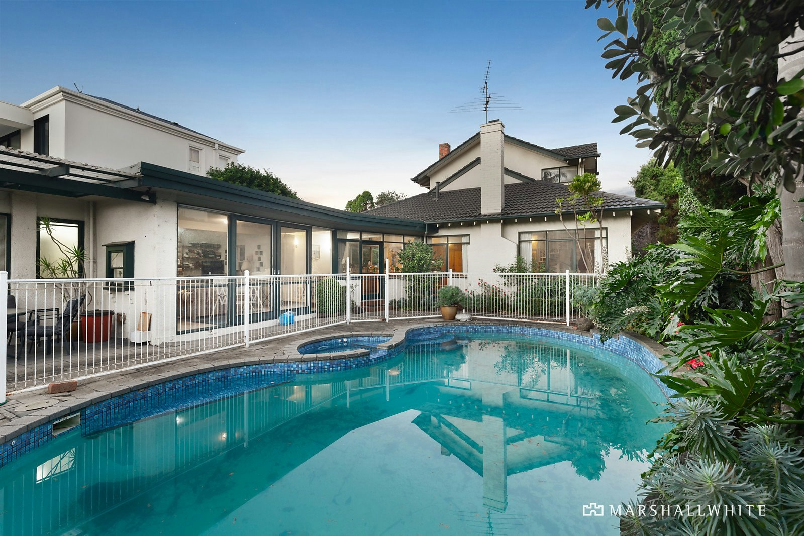 19 Moule Avenue, Brighton, VIC