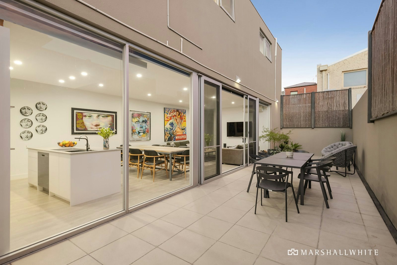 2/27 Irymple Avenue, Glen Iris, VIC