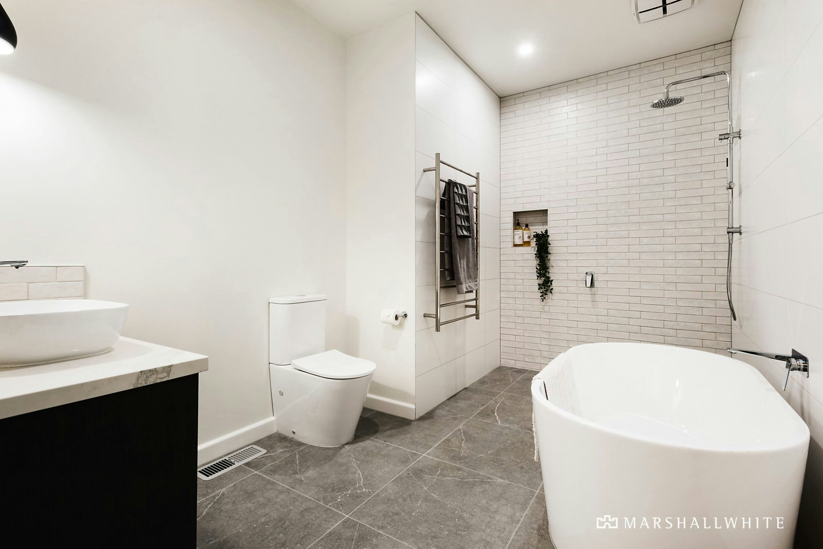 1 Bickleigh Court, Glen Iris, VIC