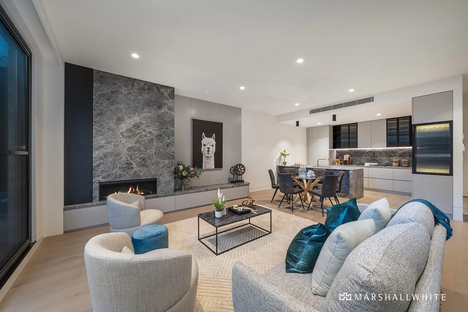 2/9 Power Avenue, Hawthorn, VIC