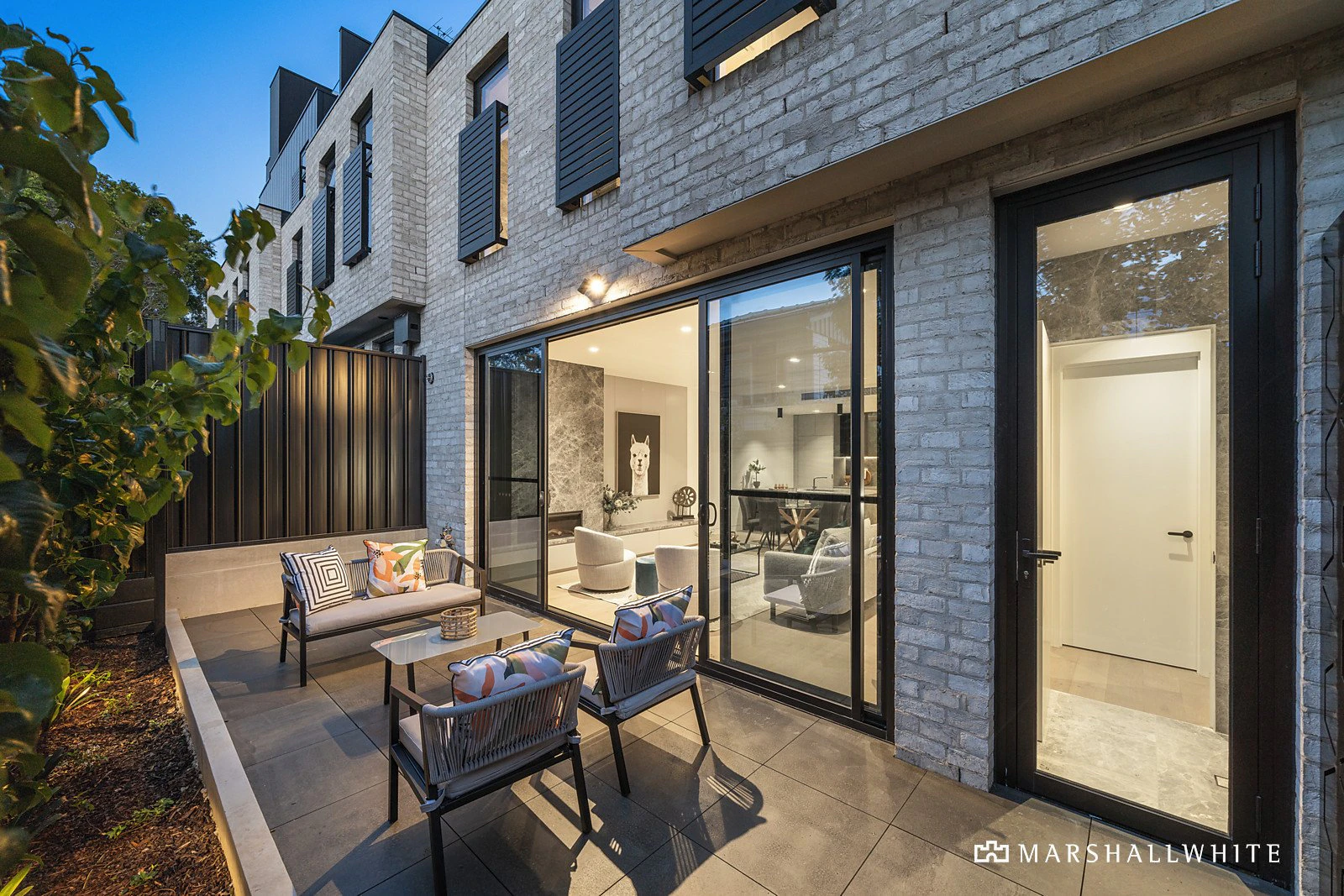 2/9 Power Avenue, Hawthorn, VIC