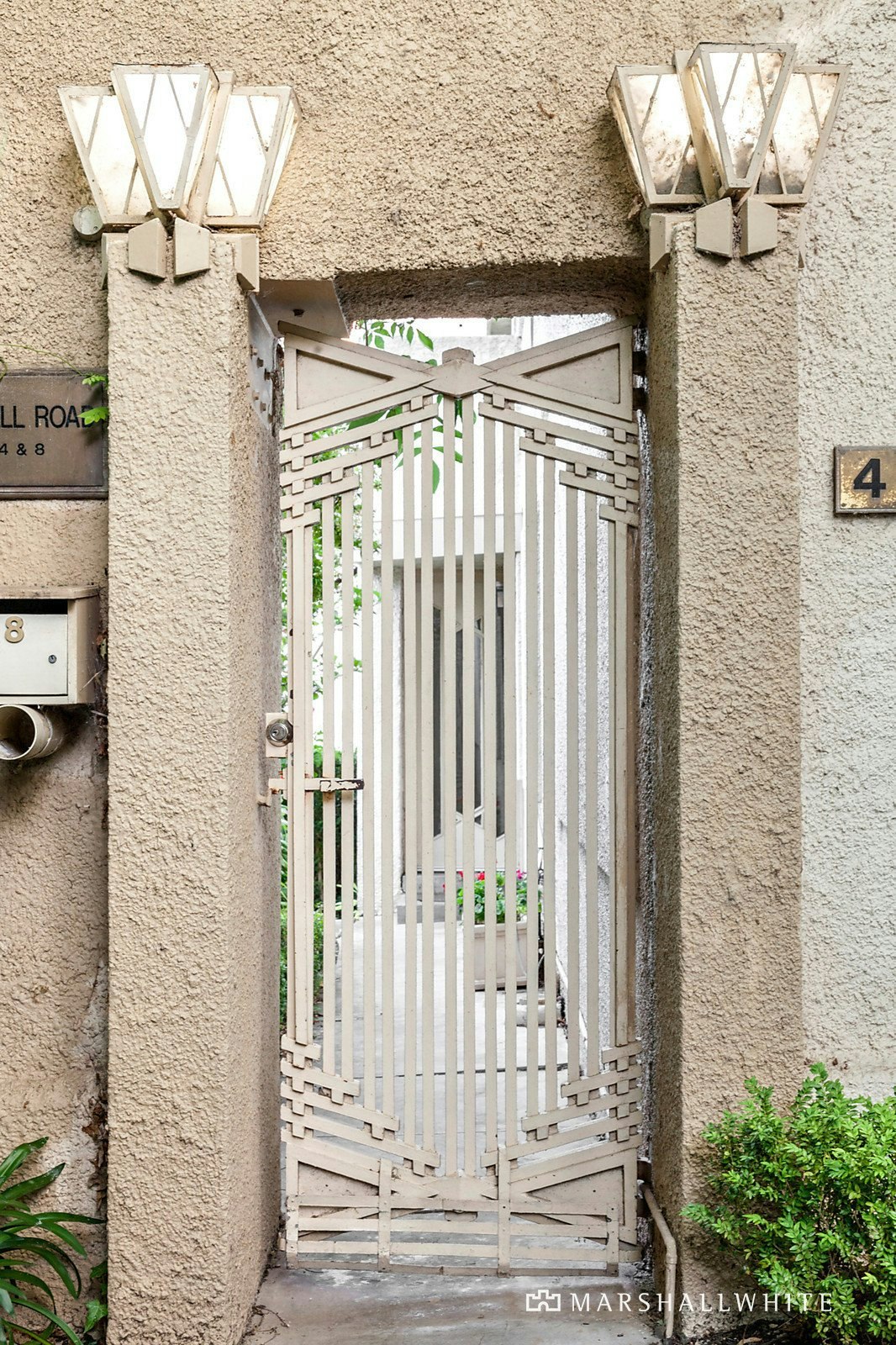 4/2a Lansell Road, Toorak, VIC