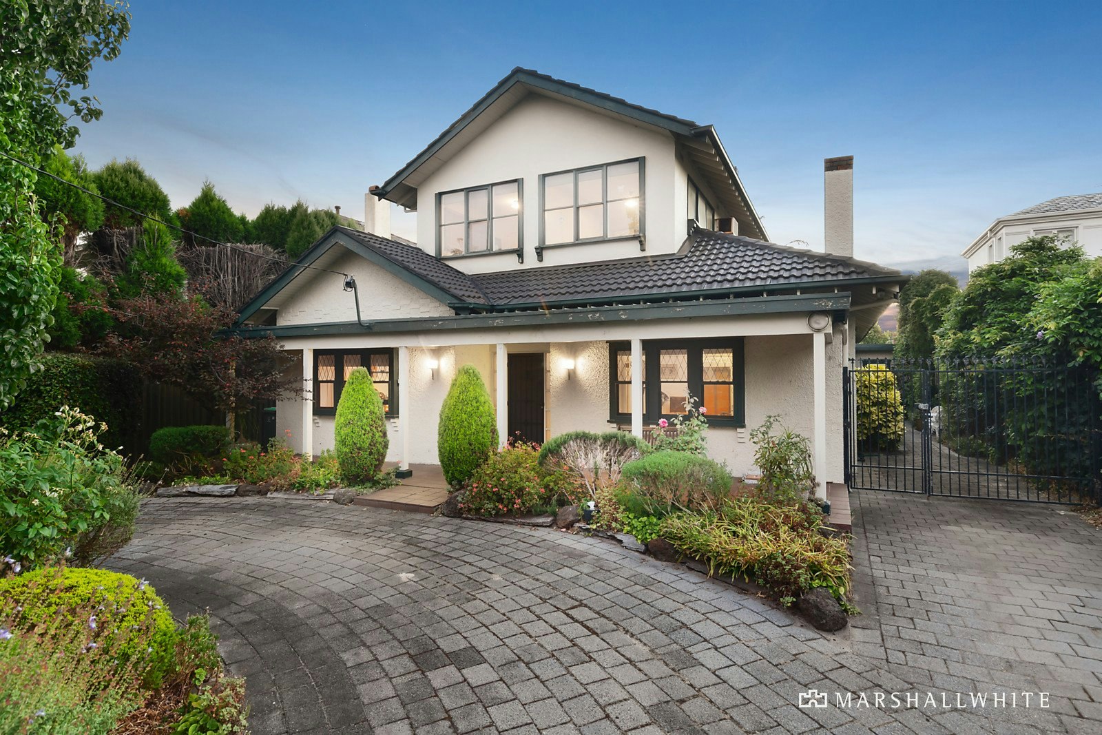 19 Moule Avenue, Brighton, VIC