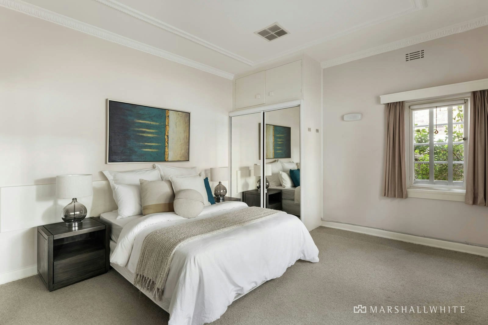 24 Ellerslie Place, Toorak, VIC