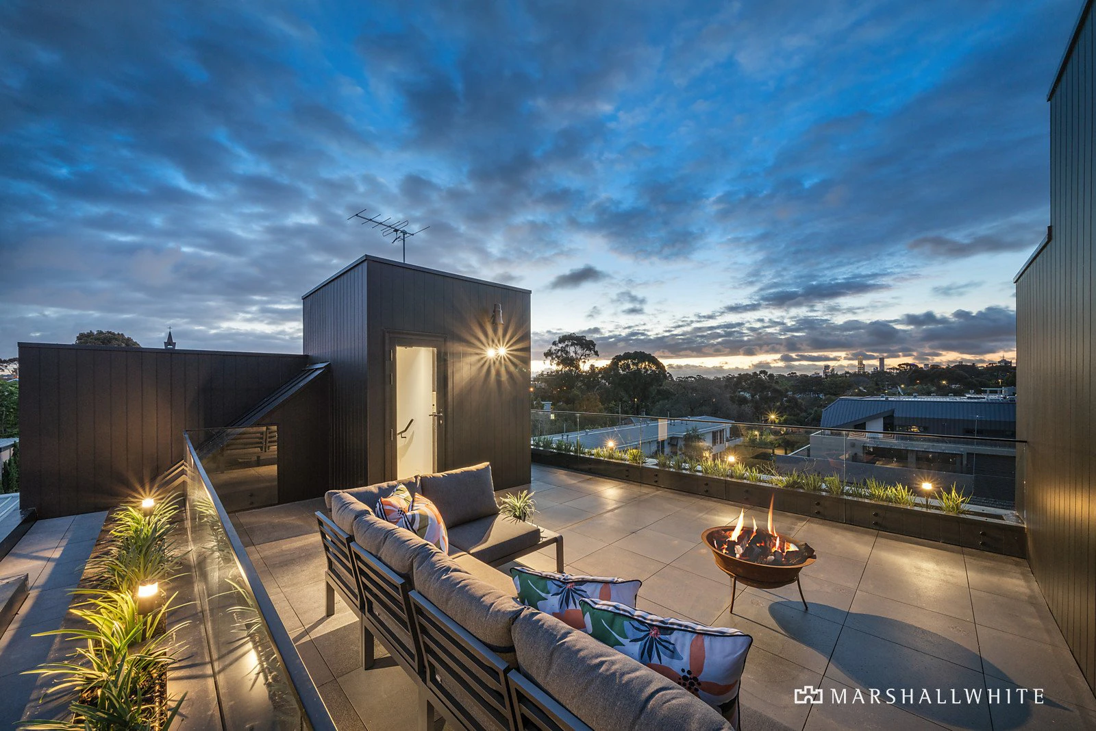 2/9 Power Avenue, Hawthorn, VIC