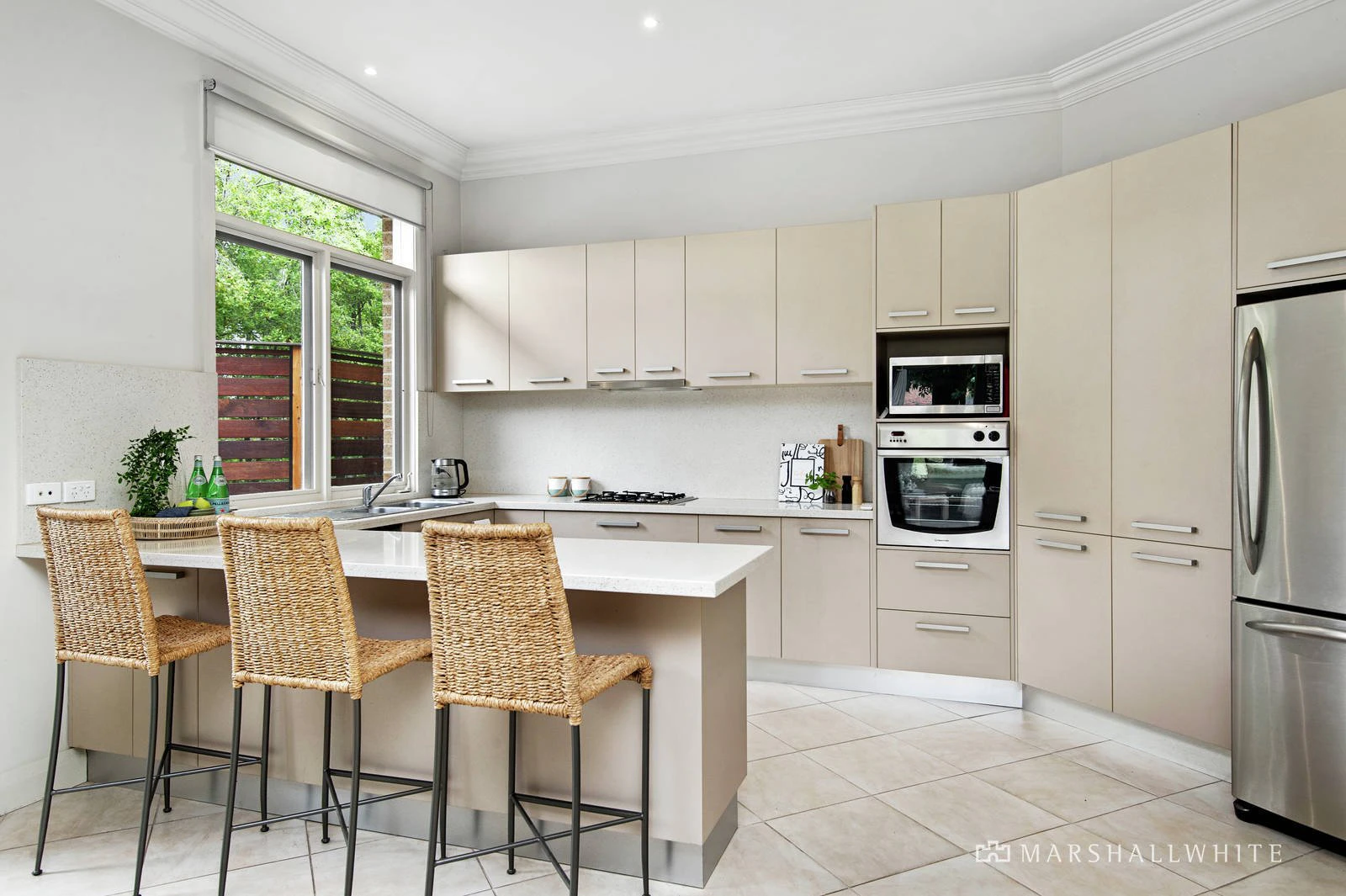 12A May Park Avenue, Ashwood, VIC