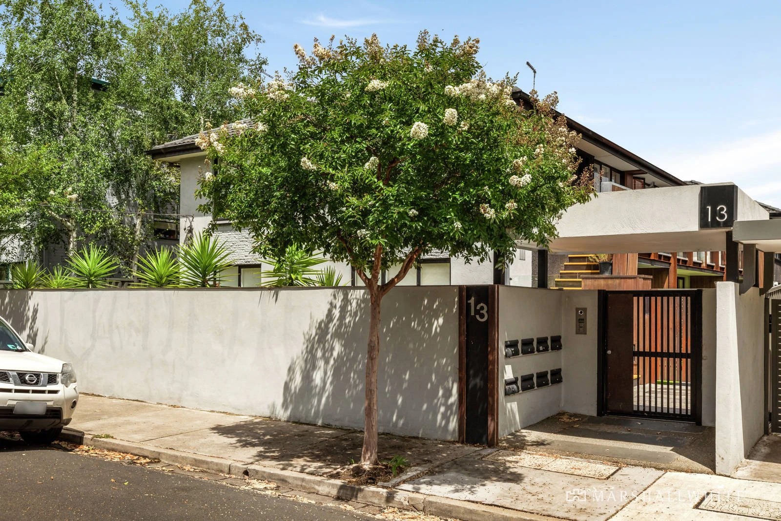 2/13 Lewisham Road, Windsor, VIC