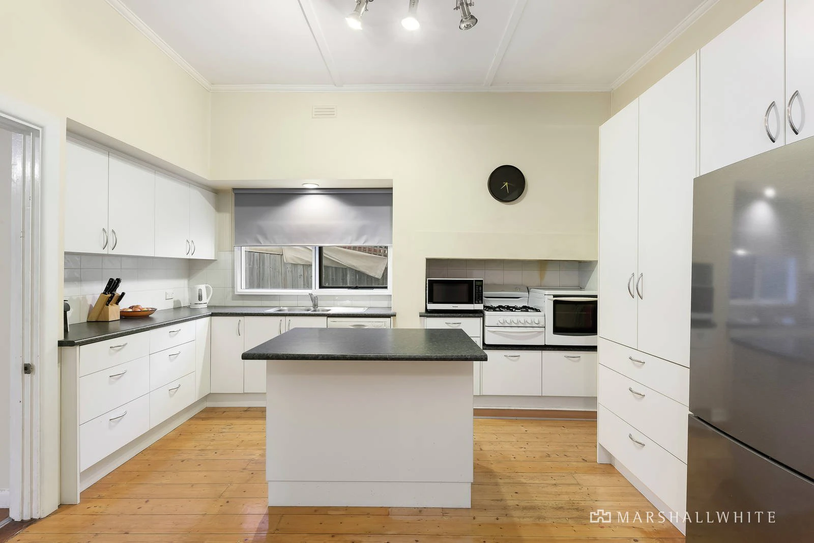 23 Somerset Road, Glen Iris, VIC