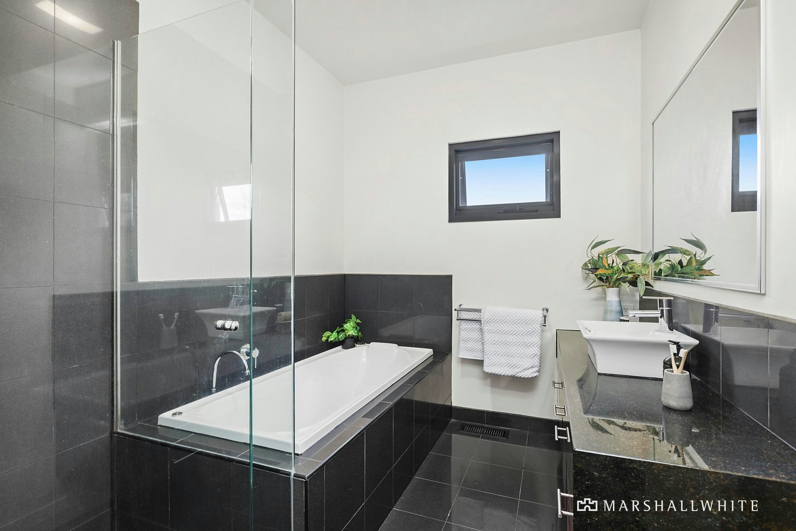 6 Marilla Close, Mount Eliza, VIC