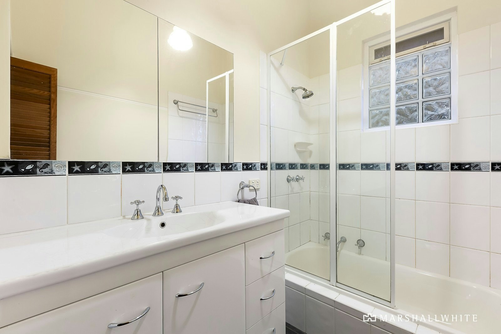 23 Somerset Road, Glen Iris, VIC