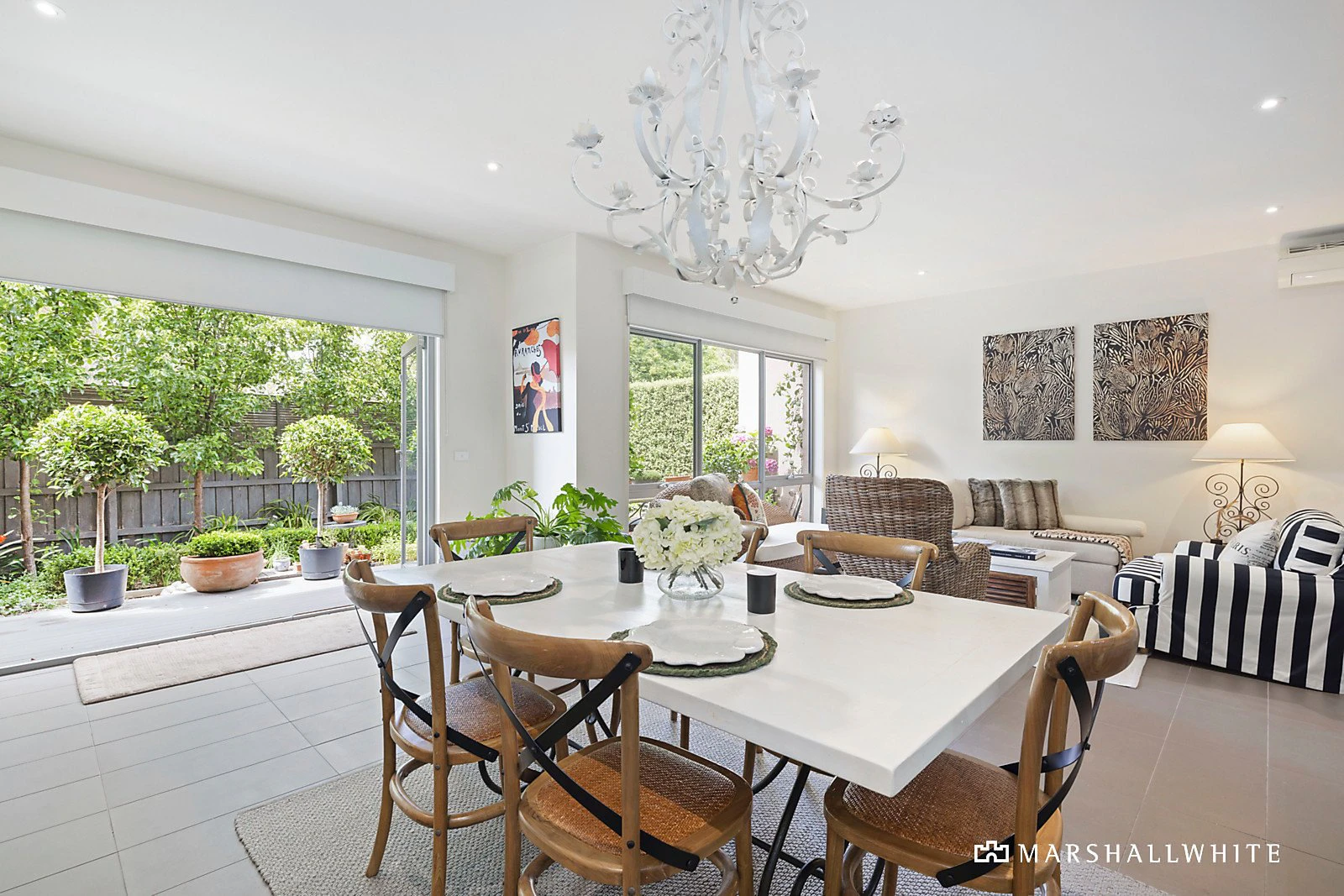 3/8 Pitt Street, Mornington, VIC