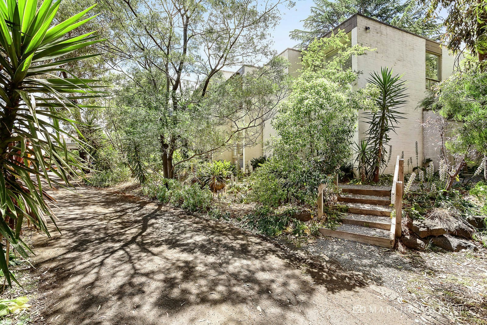 18/217A Highfield Road, Camberwell, VIC