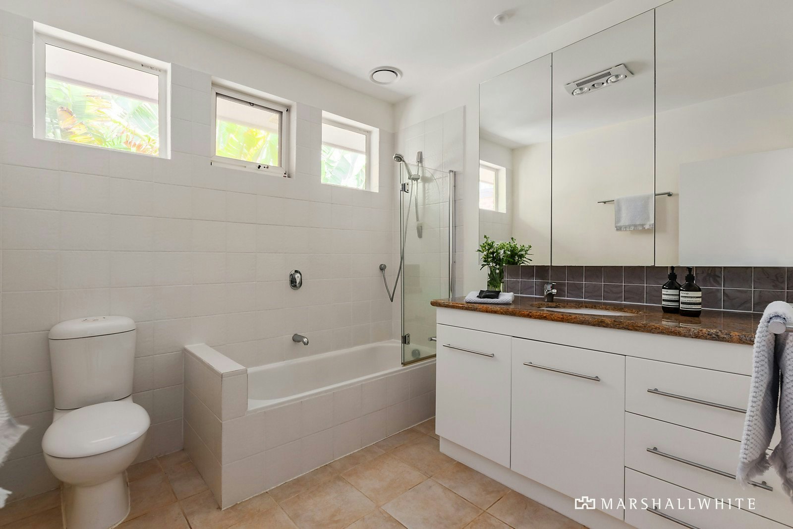 12 Queens Parade, Glen Iris, VIC