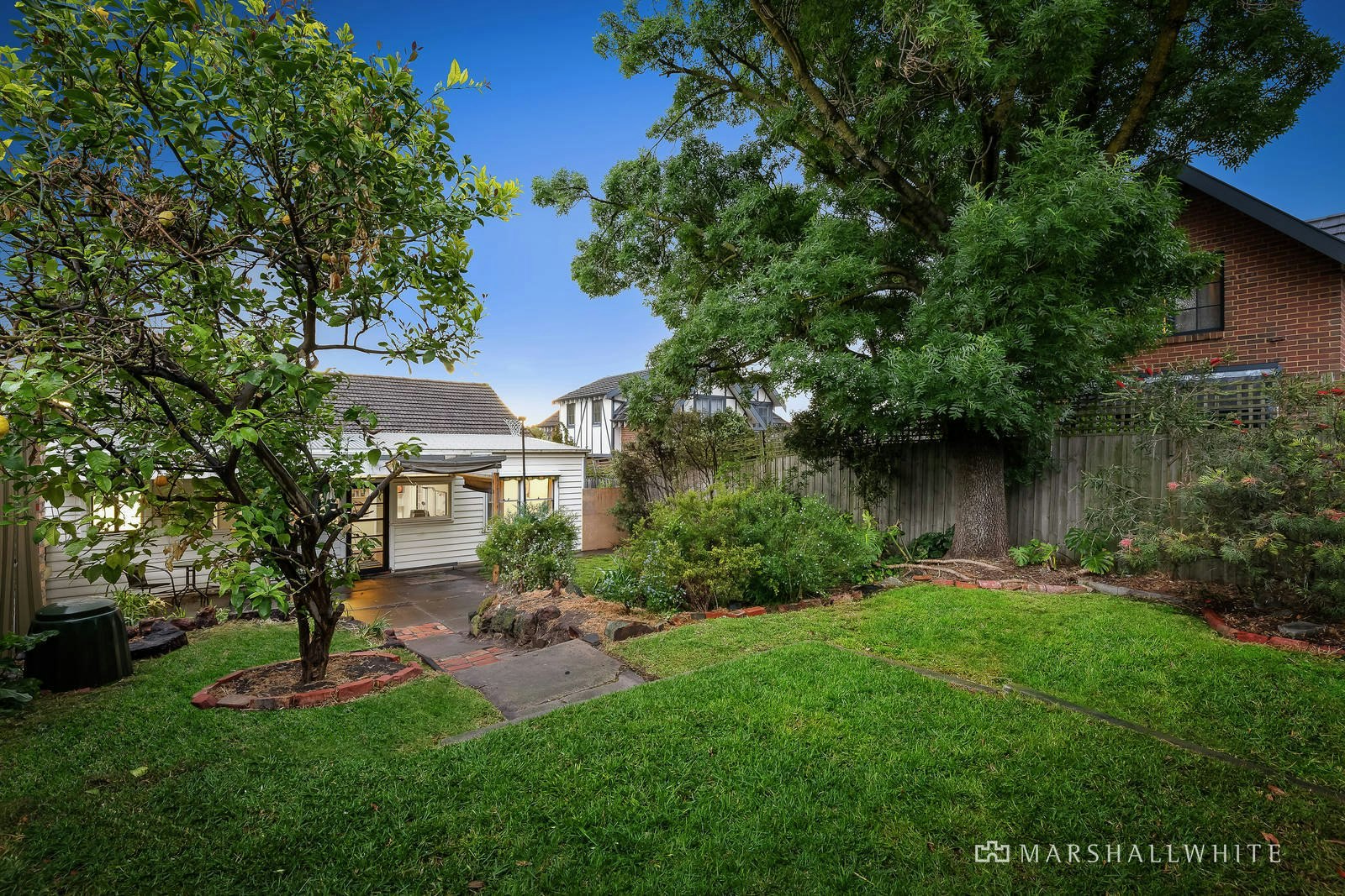 23 Somerset Road, Glen Iris, VIC