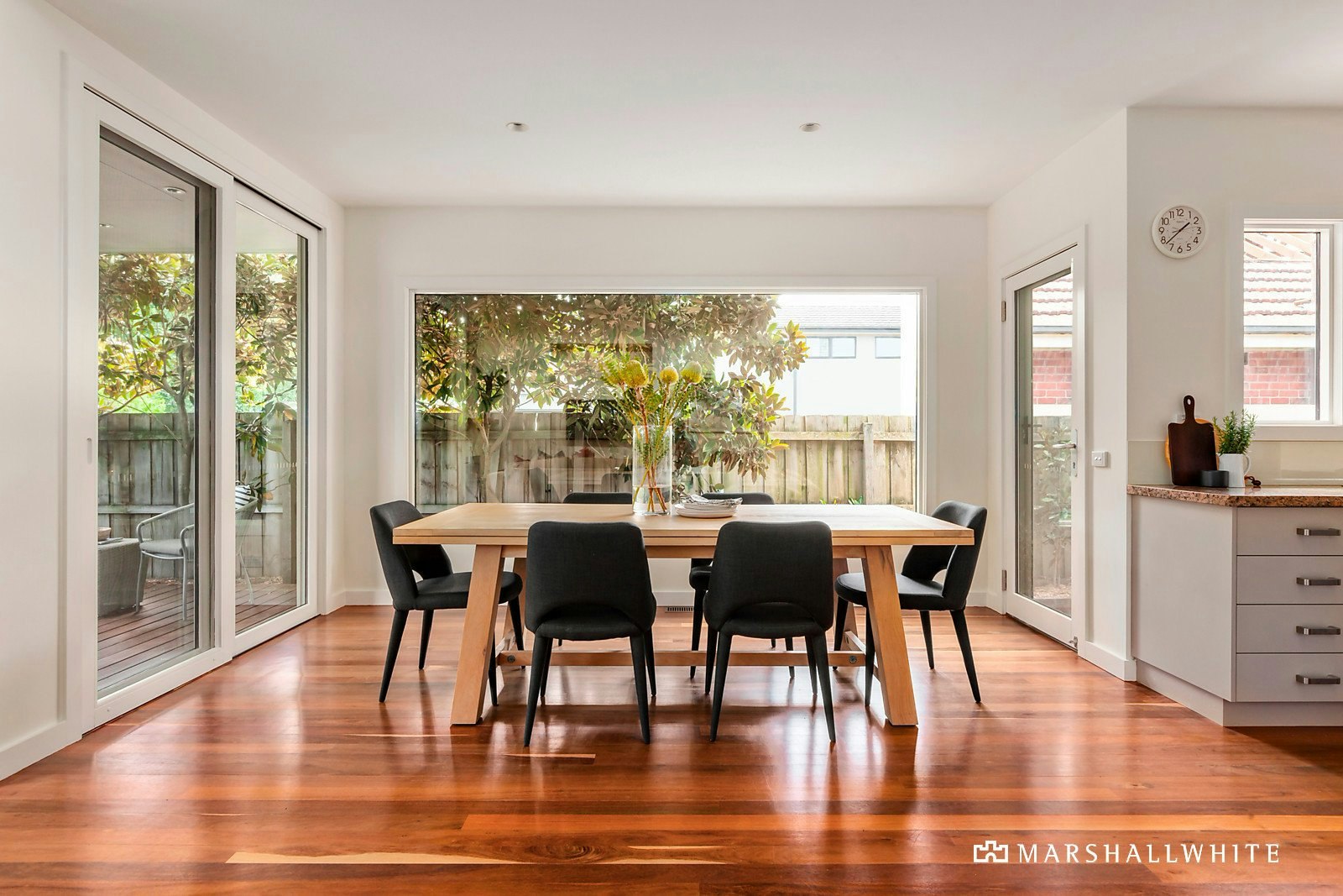 12 Queens Parade, Glen Iris, VIC