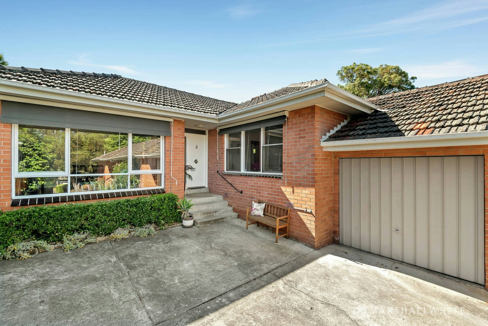 2/11 Kingfield Court, Camberwell, VIC