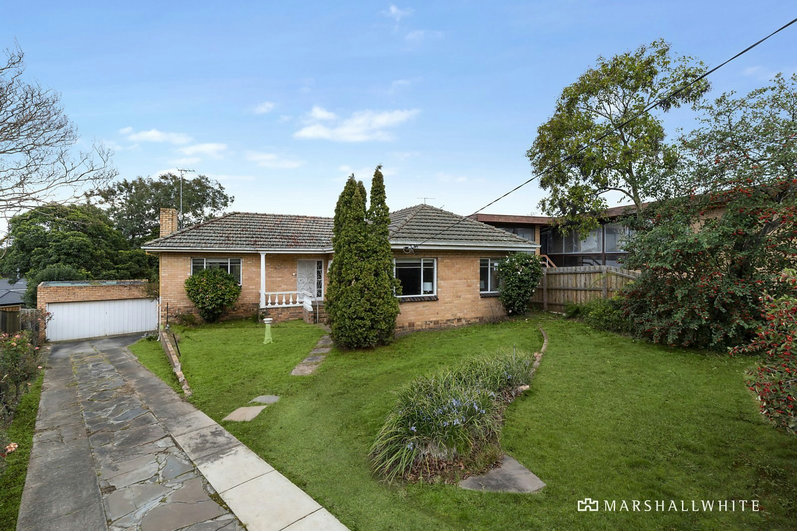33 Baker Avenue, Kew East, VIC