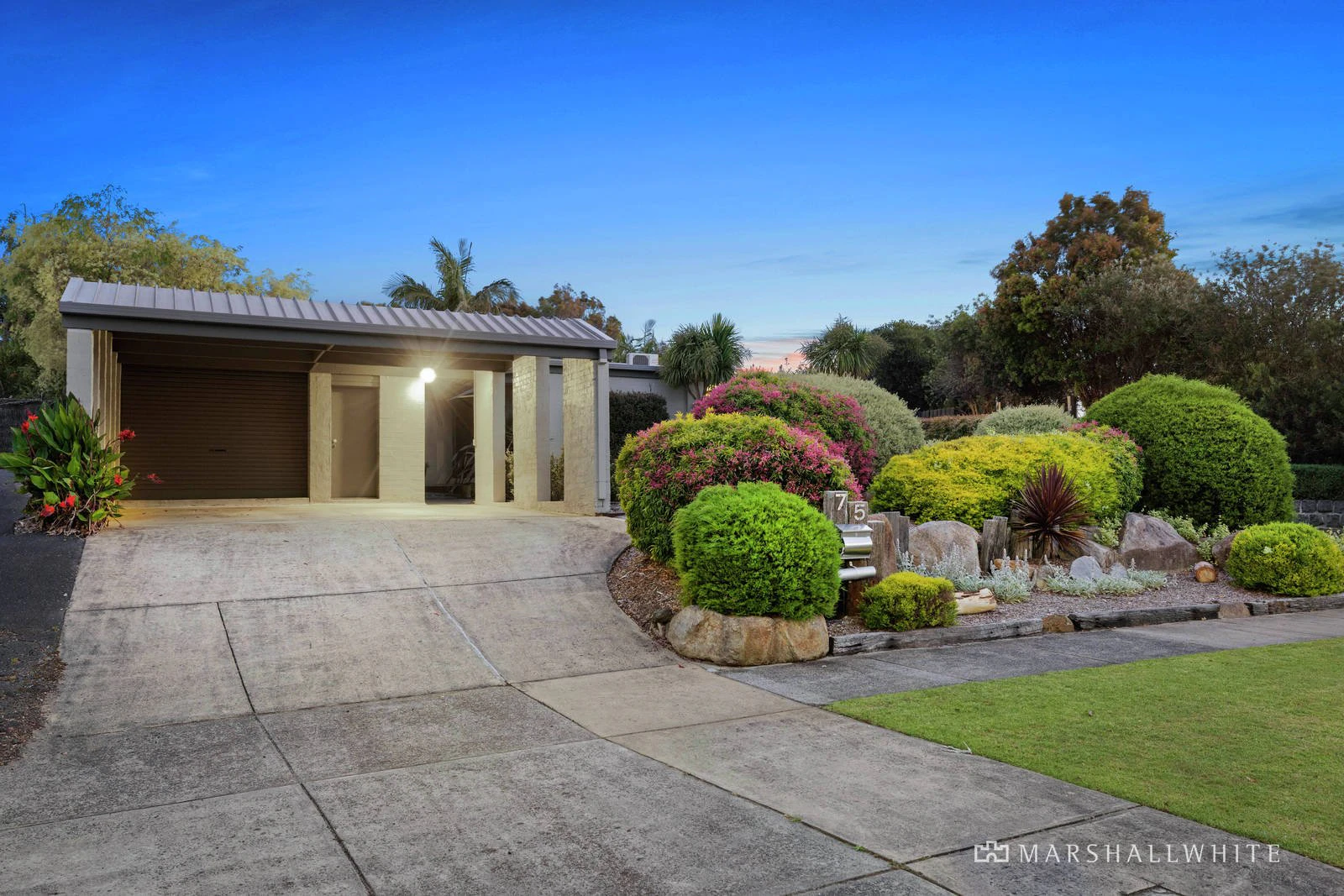 75 Woodside Avenue, Frankston South, VIC