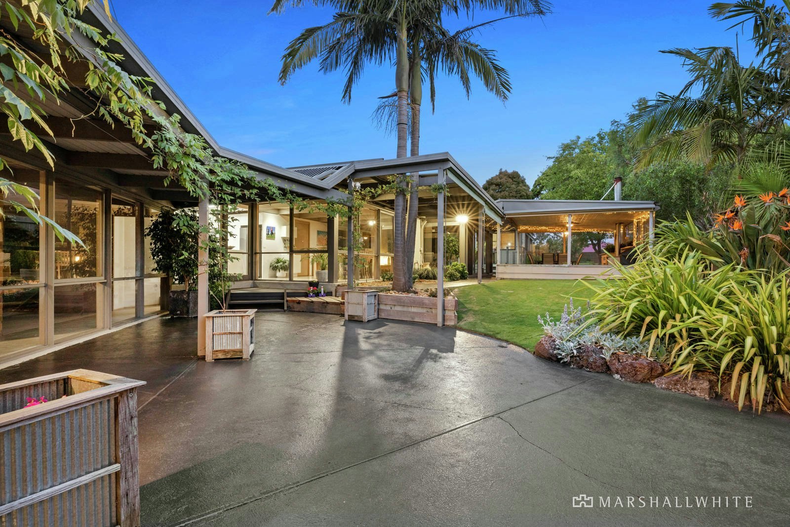 75 Woodside Avenue, Frankston South, VIC