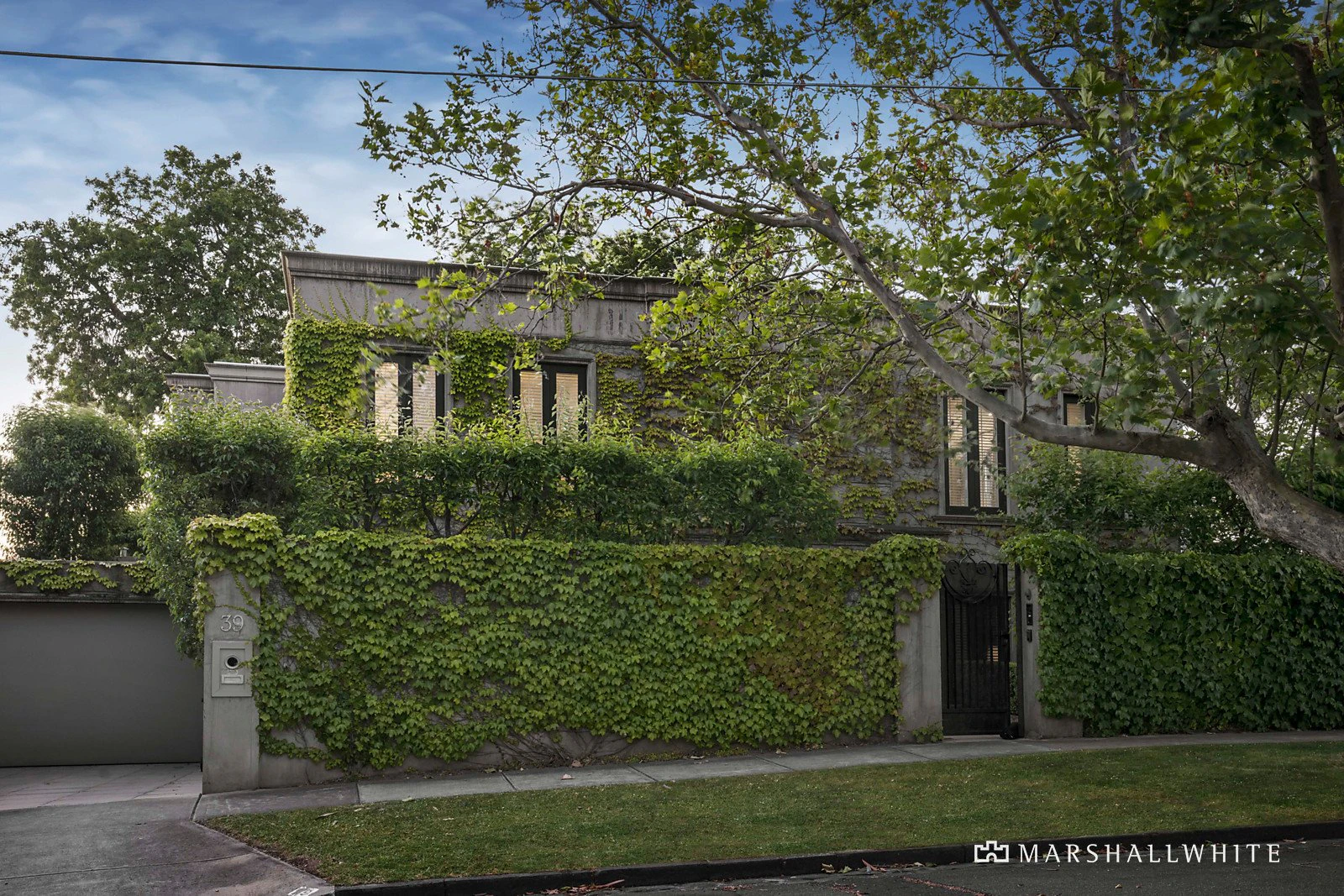39 Clendon Road, Toorak, VIC