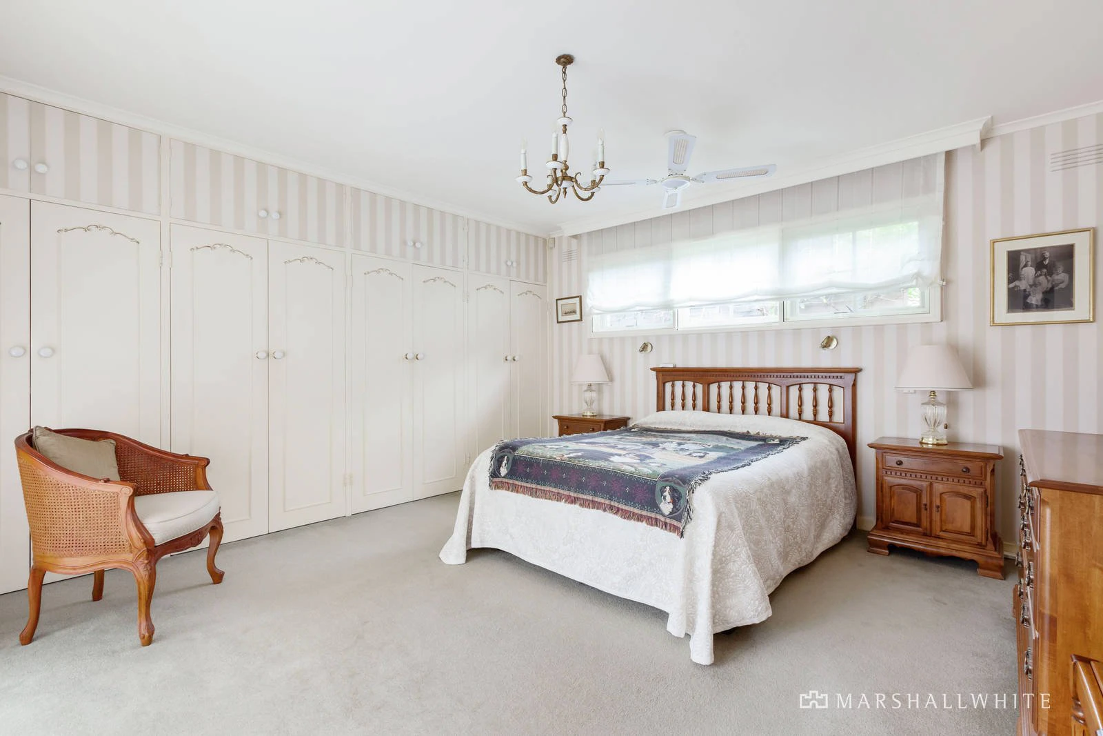 2 Avenue Athol, Canterbury, VIC