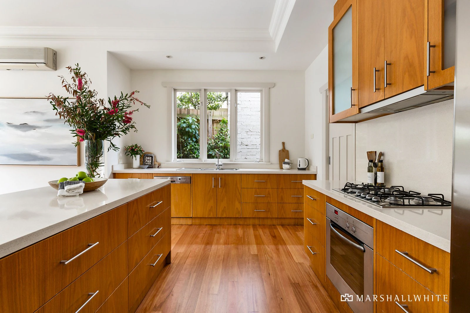 6 Allenby Avenue, Glen Iris, VIC