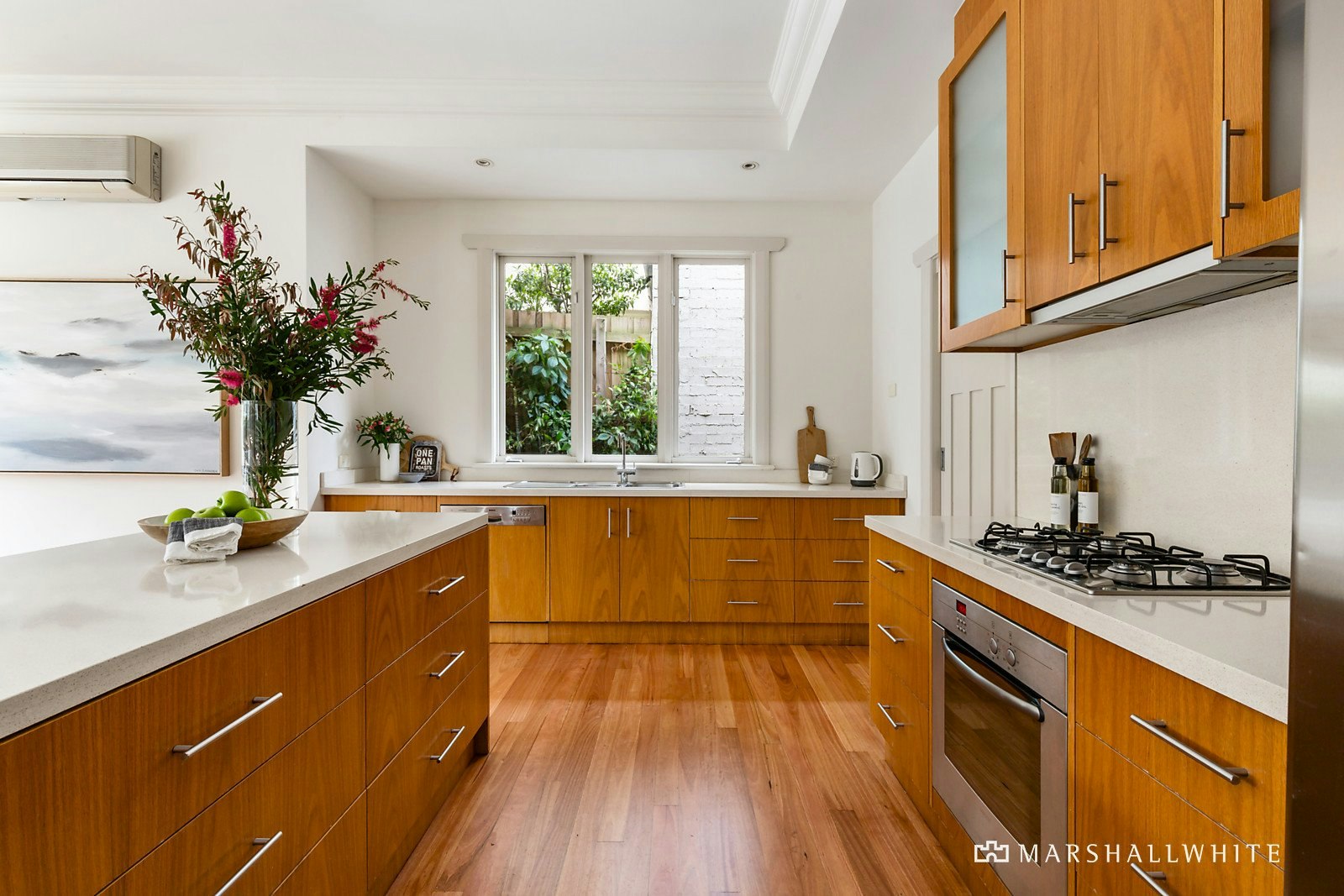 6 Allenby Avenue, Glen Iris, VIC