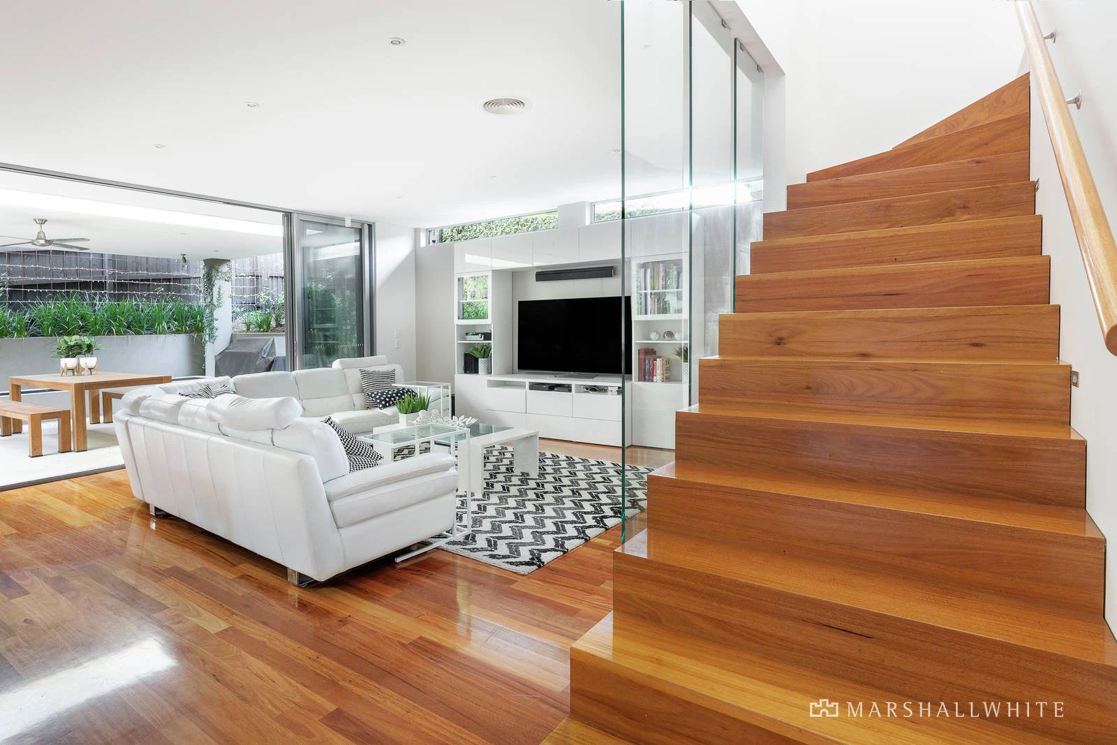 24 Nicholsdale Road, Camberwell, VIC