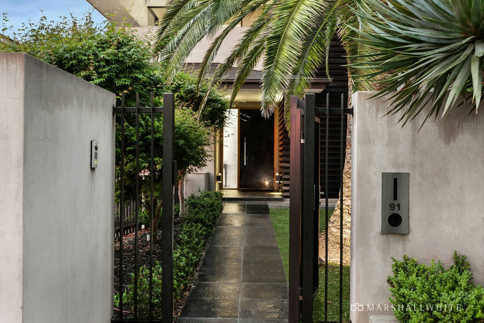 91 South Road, Brighton, VIC