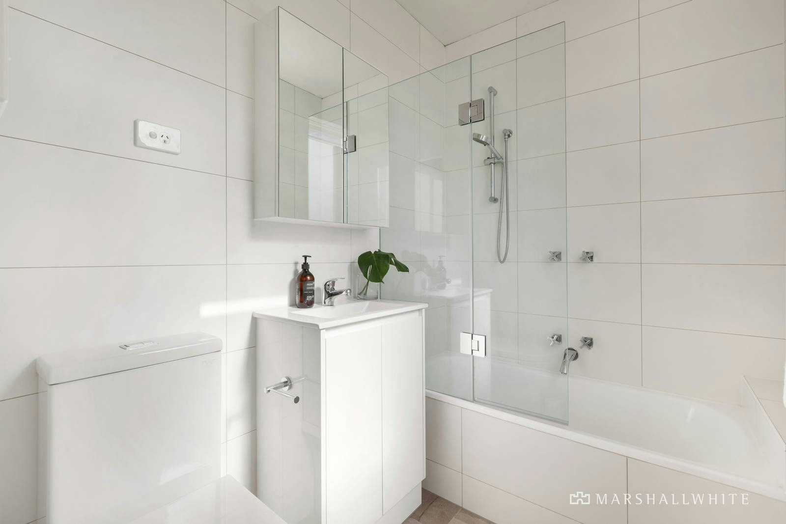 6/24 Hawksburn Road, South Yarra, VIC