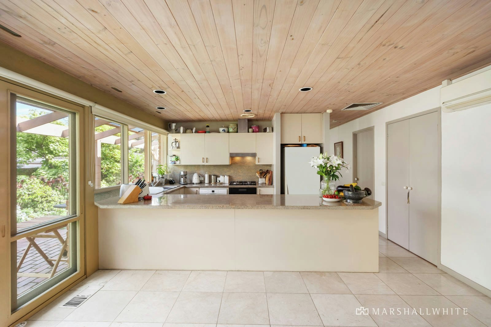 2 Pleasant Avenue, Kew, VIC